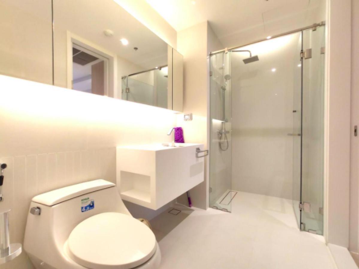 Apartamento Sukhumvit 11#Luxury#Pool#Gym#Bts Nana&Mrt Sukhumvit#1Br#Max2Ppl Bangkok Exterior foto