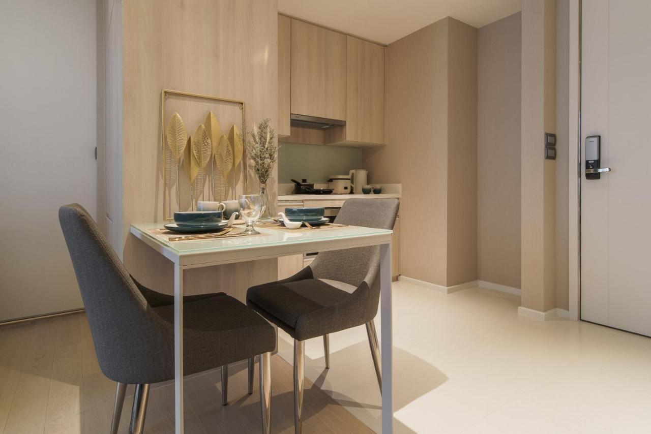 Apartamento Sukhumvit 11#Luxury#Pool#Gym#Bts Nana&Mrt Sukhumvit#1Br#Max2Ppl Bangkok Exterior foto