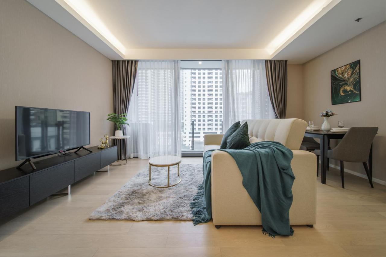 Apartamento Sukhumvit 11#Luxury#Pool#Gym#Bts Nana&Mrt Sukhumvit#1Br#Max2Ppl Bangkok Exterior foto