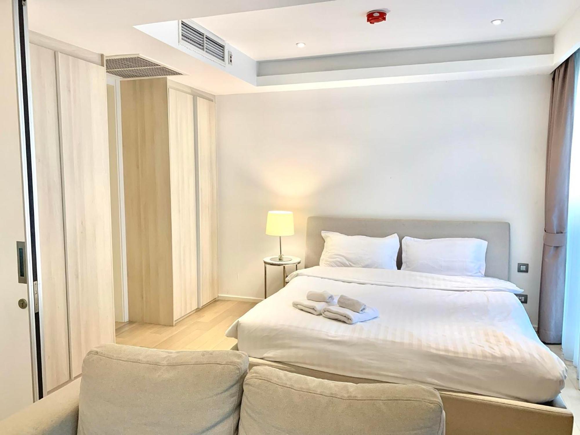 Apartamento Sukhumvit 11#Luxury#Pool#Gym#Bts Nana&Mrt Sukhumvit#1Br#Max2Ppl Bangkok Exterior foto
