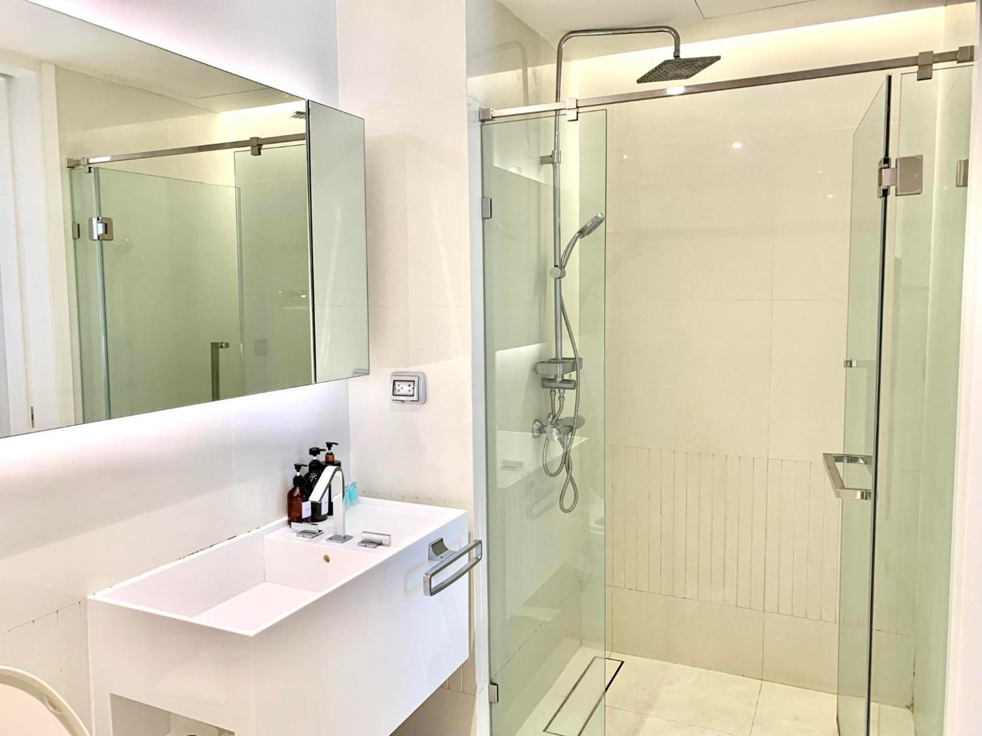 Apartamento Sukhumvit 11#Luxury#Pool#Gym#Bts Nana&Mrt Sukhumvit#1Br#Max2Ppl Bangkok Exterior foto