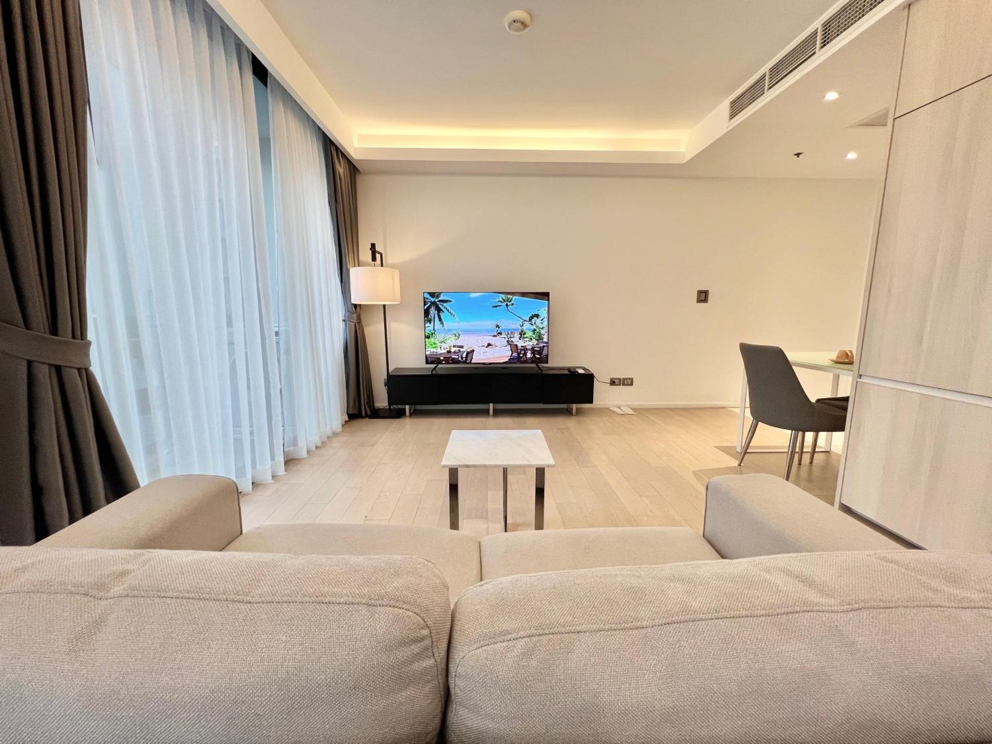 Apartamento Sukhumvit 11#Luxury#Pool#Gym#Bts Nana&Mrt Sukhumvit#1Br#Max2Ppl Bangkok Exterior foto